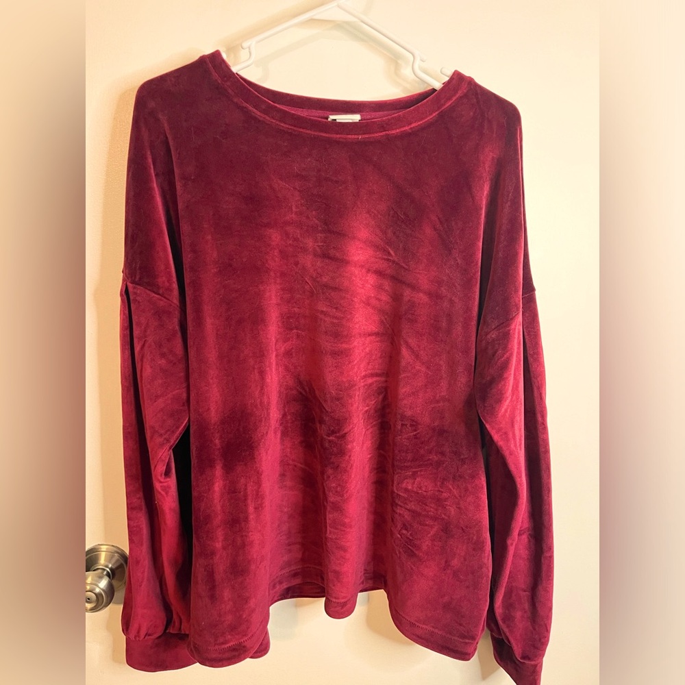 Target A New Day Maroon Velour Sweatshirt